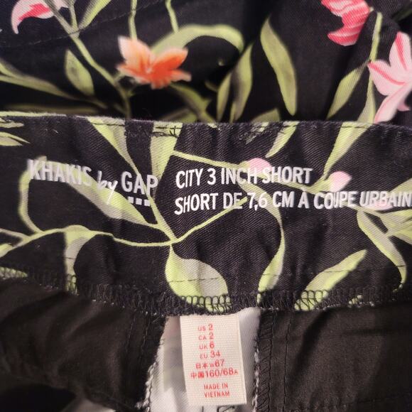 Gap The City 3 Inch Floral  in Black and Pink Size 2 - Picture 3 of 3